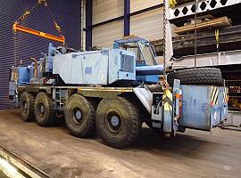 Liebherr LTM 1070. for parts