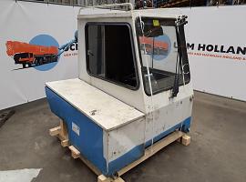 Liebherr LTM 1035/3 lower cabin