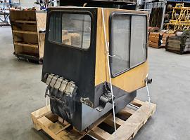 Liebherr LTM 1030 lower cabin