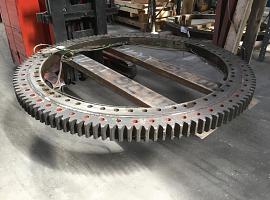 Krupp KMK 5100 slew ring 