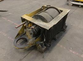 Grove GMK 4075 winch