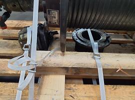 Grove GMK 4075 winch