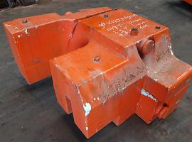 Demag AC 205 counterweight 2.6 ton (0.7/1.9t)