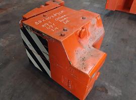 Demag AC 205 counterweight 2,4 ton right side (0.7/1.7 t)