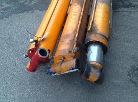 Manitex 30100 boom lift cylinder 