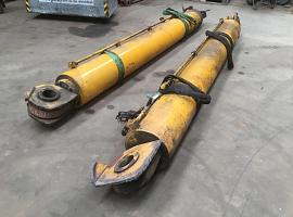 Liebherr LTM 1140 boom cylinder set