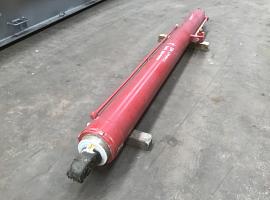 Liebherr LTM 1040-2.1 boom cylinder