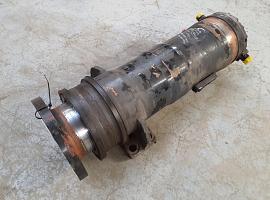 Grove GMK suspension cylinder