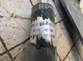 Grove GMK 3055 Cabin tipping cylinder