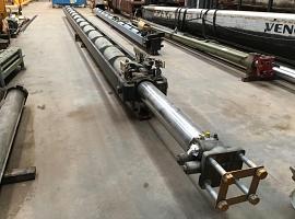 Liebherr LTM 1400 7.1 telescopic cylinder