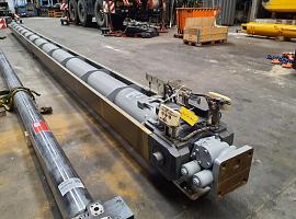 Liebherr LTM 1400 7.1 telescopic cylinder