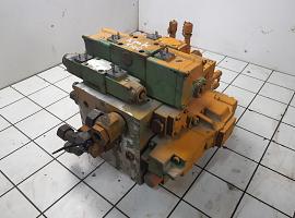 Krupp KMK 5100 hydraulic block