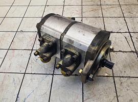 Liebherr LTM 1045-3.1 dual gear pump