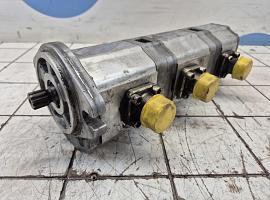 Liebherr LTM 1035-2  3 way gear pump 