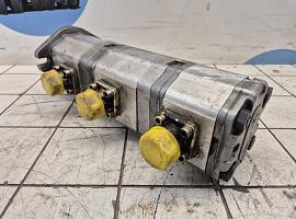 Liebherr LTM 1035-2  3 way gear pump 