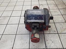 Liebherr LTM 1090 gear pump