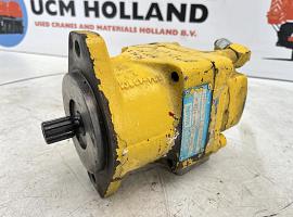 Krupp KMK 4070 Slew motor