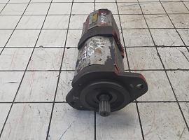 Liebherr LTM 1090 two stage gear pump