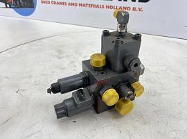 Grove GMK 3055 axle blocking valve
