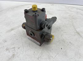 Grove GMK 3055 axle blocking valve