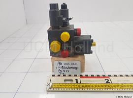Grove GMK 3055 axle blocking valve