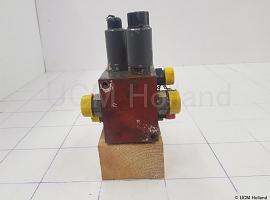 Grove GMK 3055 axle blocking valve