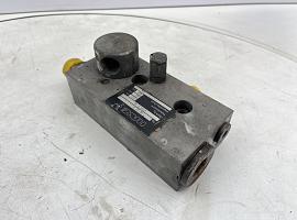 Grove GMK 3055 hand pump emergency