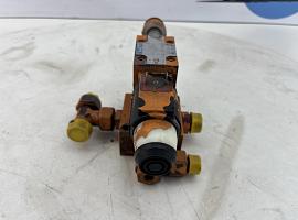 Krupp KMK 4070/70GMT 4/3 valve block