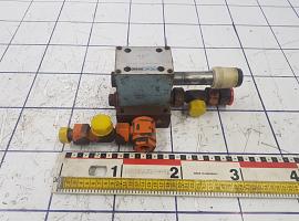 Krupp KMK 4070, 70 GMT 4/2 valve block
