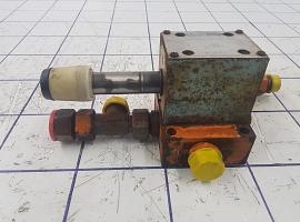Krupp KMK 4070, 70 GMT 4/2 valve block