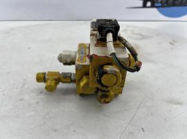 Grove GMK 3050 hydro jib valve
