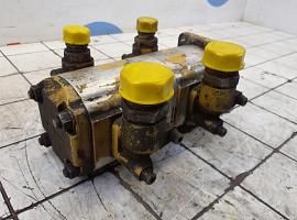 Grove AT 880 dual gear pump steering