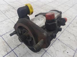 Liebherr LTM 1060/2 TWO-STAGE PUMP