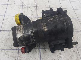 Liebherr LTM 1060/2 TWO-STAGE PUMP