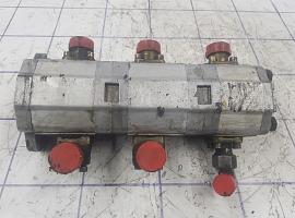 Sauer Sundstrand 3 way gear pump  