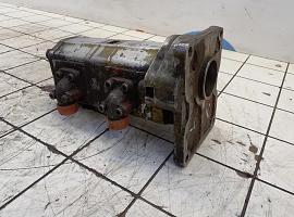 Sundstrand dual gear pump