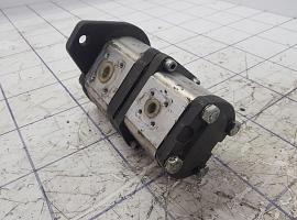 Liebherr LTM 1060/2 TWO-STAGE PUMP