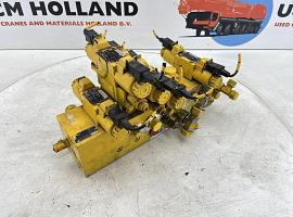 Grove GMK 3055 CONTROL BLOCK