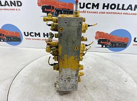 Grove GMK 3055 CONTROL BLOCK