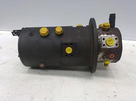 Grove GMK 3055 rotary lead through