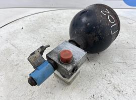 Spierings SK477 AT4 level control and suspension lock