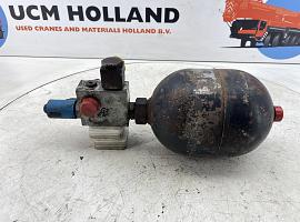 Spierings SK 477 AT4 axle block valve