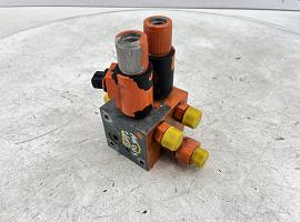Grove GMK 3055 control block