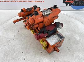 Grove GMK 3055 CONTROL BLOCK