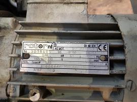Spierings SK 477 AT 4 oil Cooler with fan for upper 