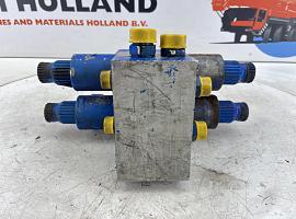 Bosch outrigger valve