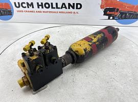 Liebherr LTM 1050-1 axle locking valve incl. accumulator
