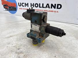 Demag AC 205 4/2 valve block