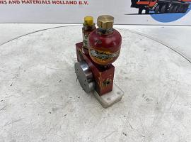 Liebherr LTM 1040-2.1 load holding valve ballasting