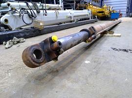 Liebherr LTM 1060 Telescopic boom cylinder